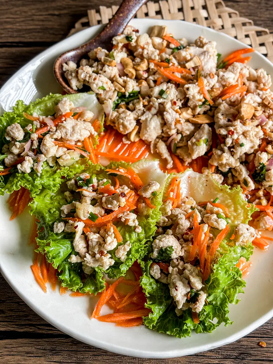 Rainbow Thai Chicken Lettuce Wraps: An Indulgent & Nutritious Meal